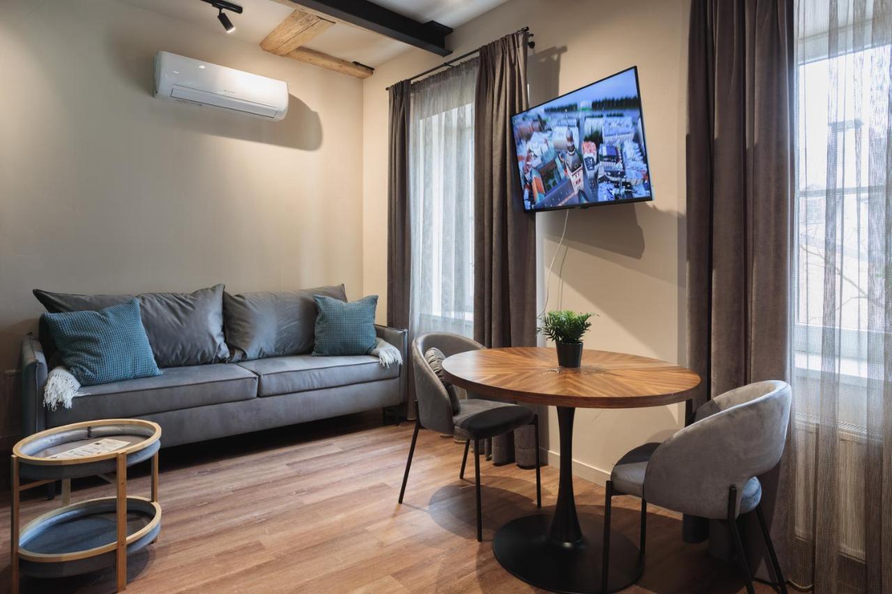 Colonel Suites & Apartments Рига Экстерьер фото