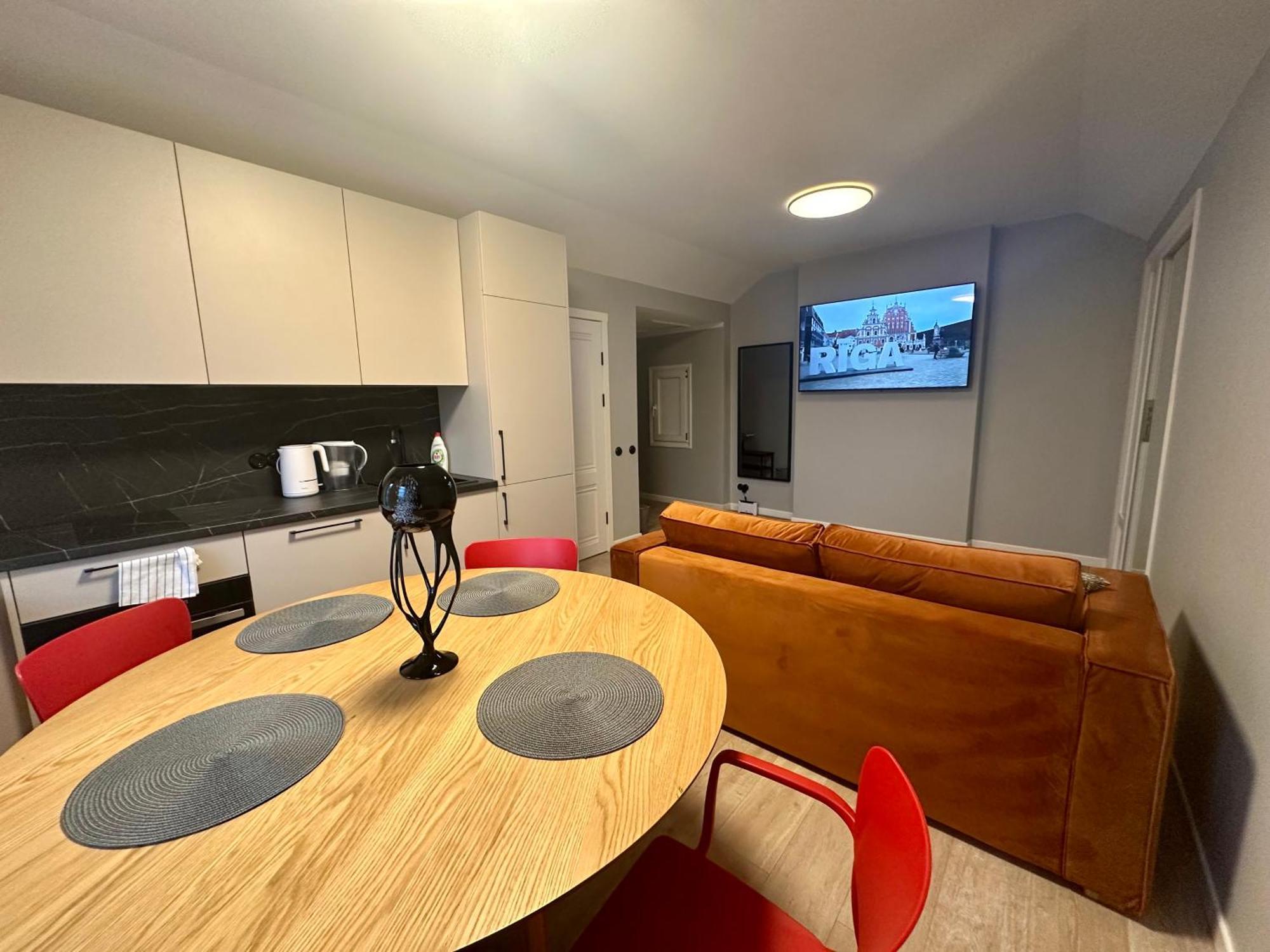 Colonel Suites & Apartments Рига Экстерьер фото