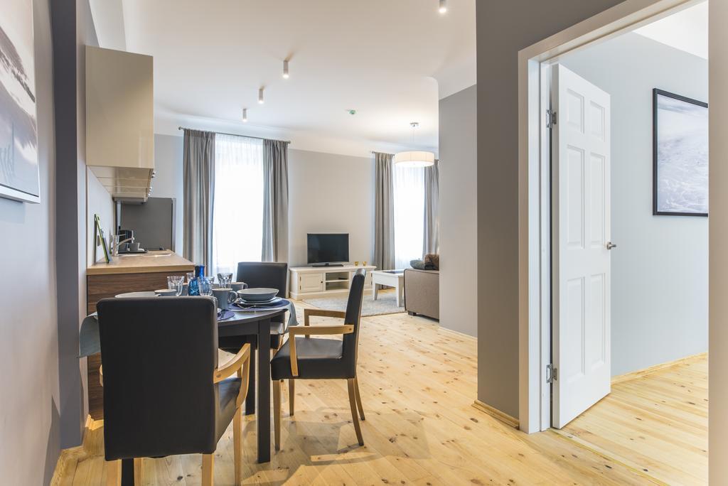 Colonel Suites & Apartments Рига Экстерьер фото