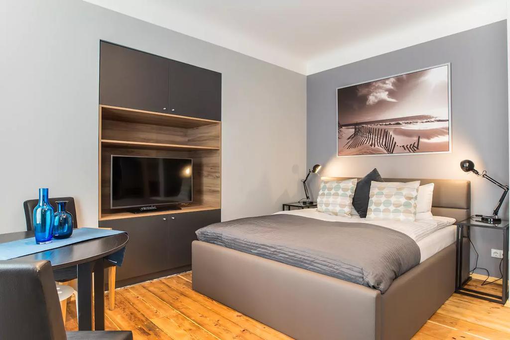 Colonel Suites & Apartments Рига Экстерьер фото